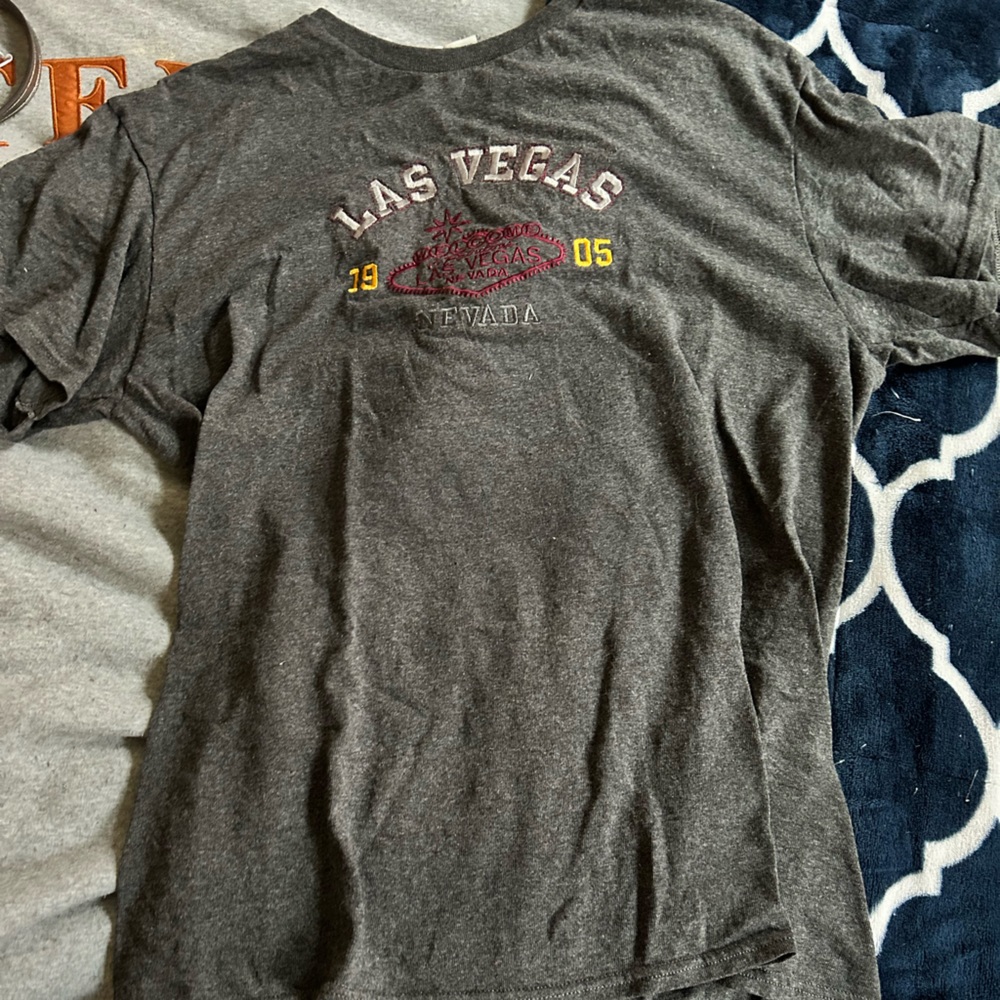 Medium, grey Las Vegas t shirt